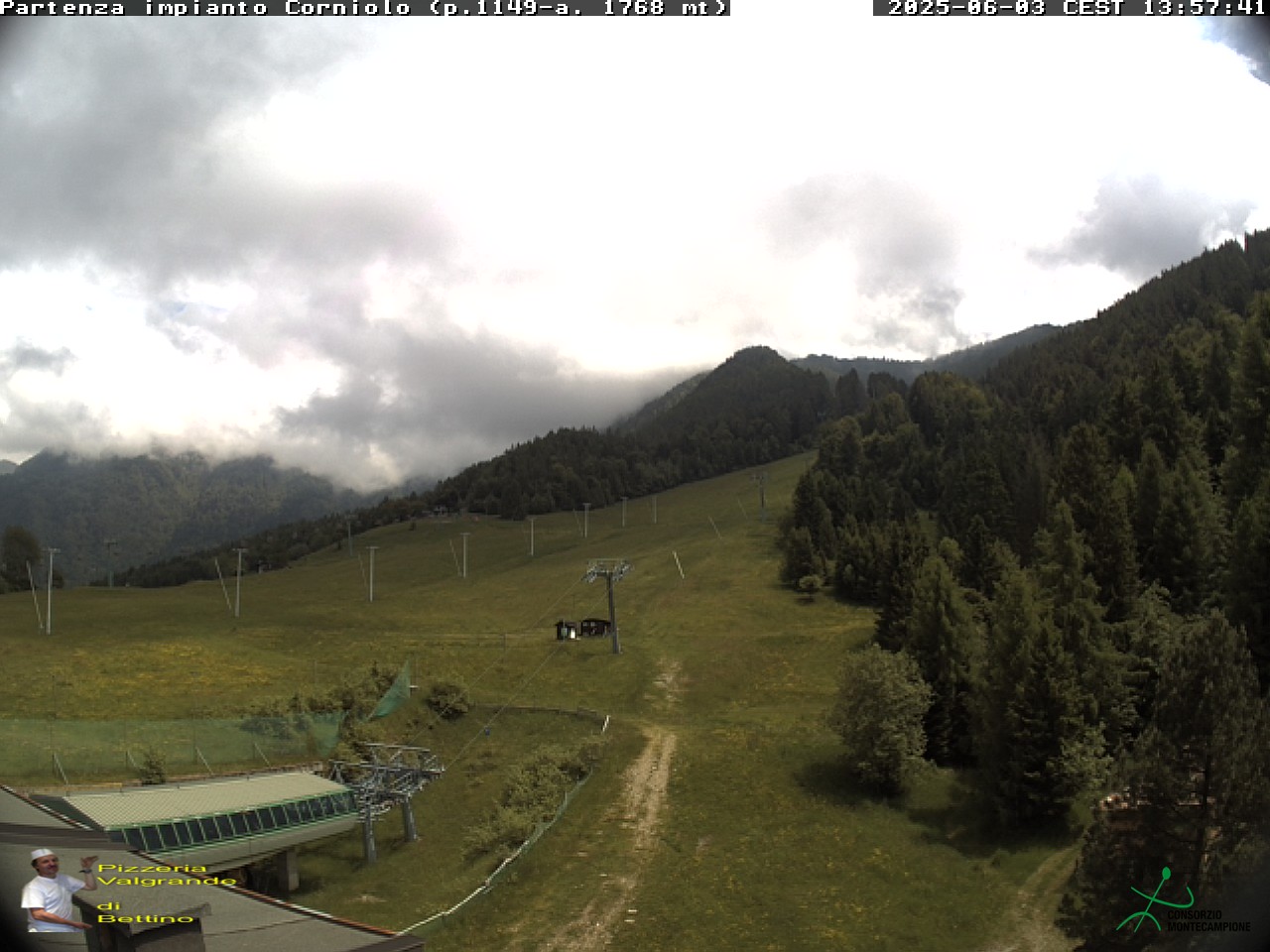 immagine della webcam nei dintorni di Riva di Solto: webcam Montecampione